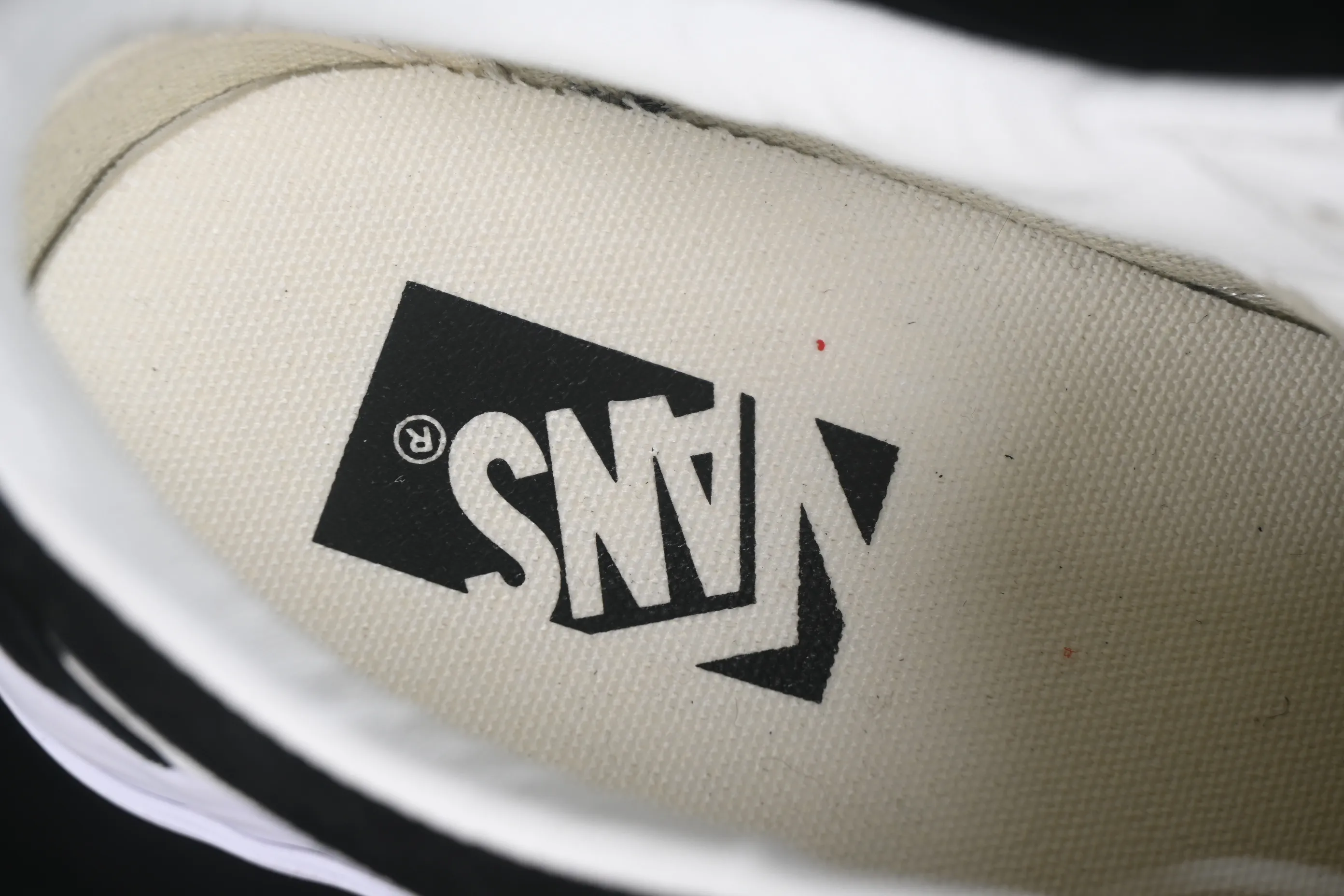 All categories Vans Vans series Vans Low Vans low top Vans Old Skool 36 Vans low-top casual skateboard shoes VN000CNGCIE1